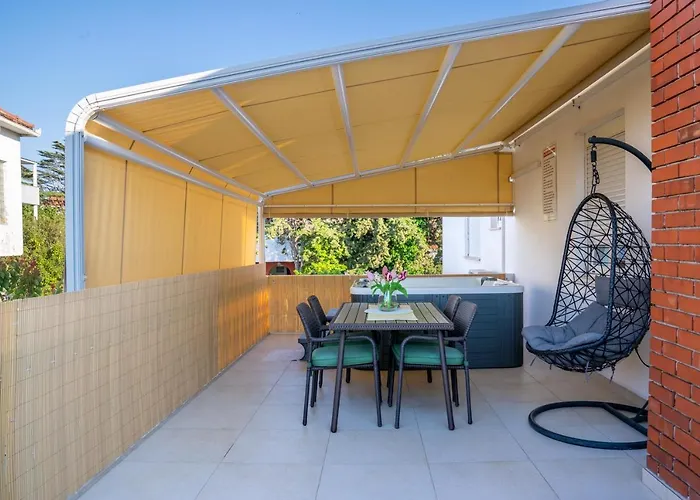 Apartment Paula With Private Jacuzzi And Parking- Near The Beach