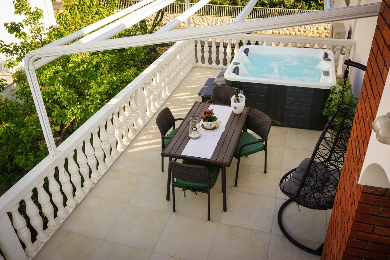 Appartamento Paula With Private Jacuzzi And Parking- Near The Zara
