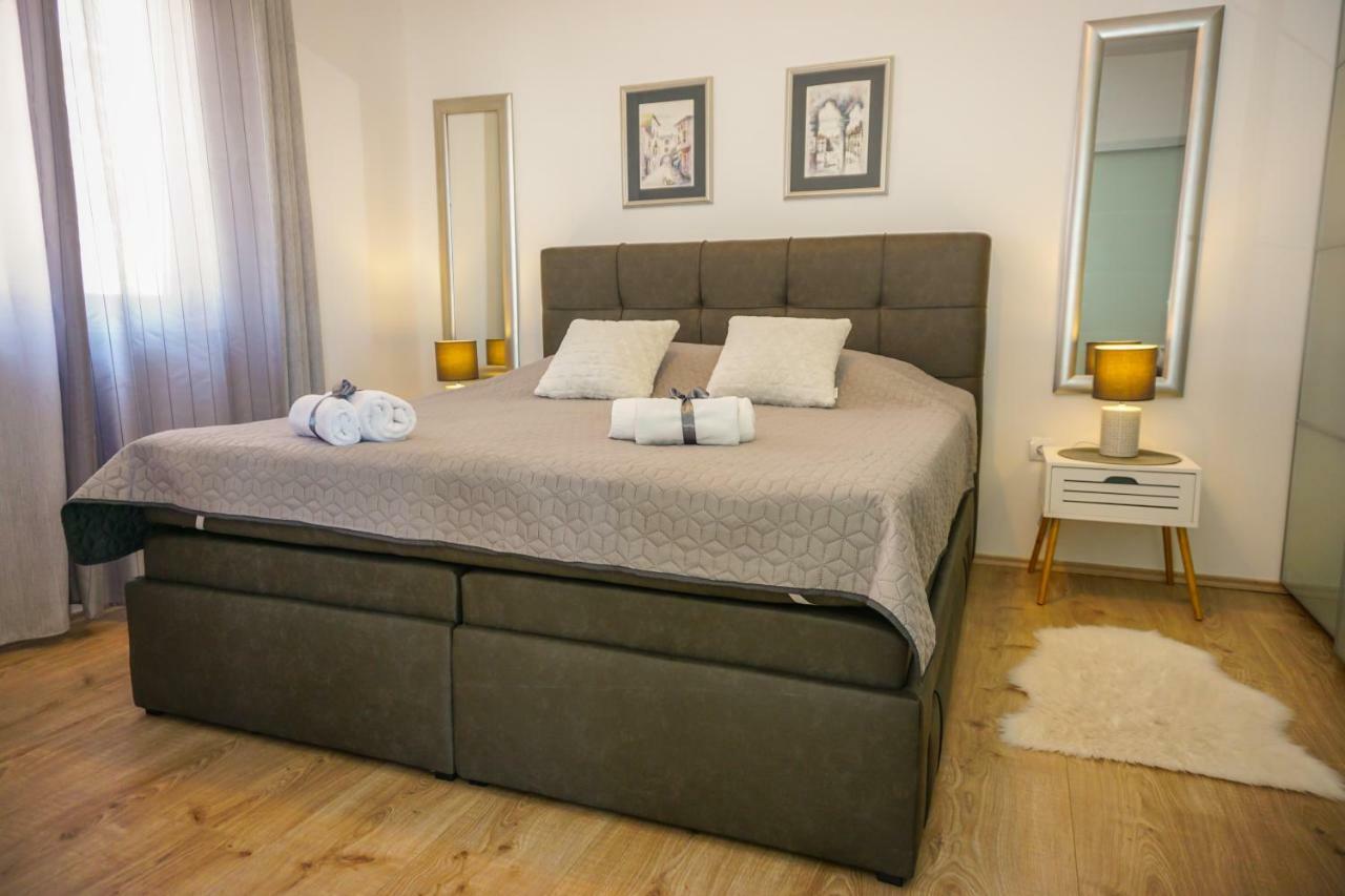 Appartamento Paula With Private Jacuzzi And Parking- Near The Zara