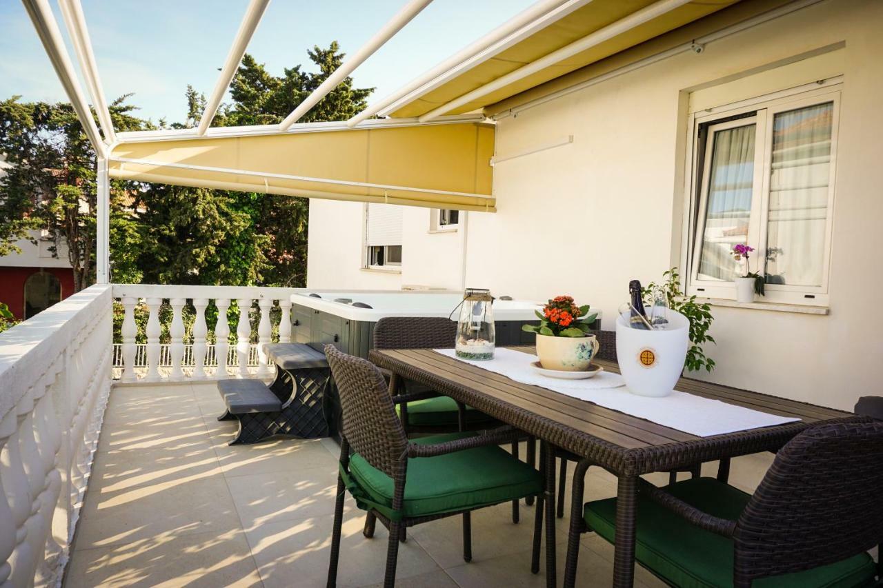 Apartment Paula With Private Jacuzzi And Parking- Near The Zadar