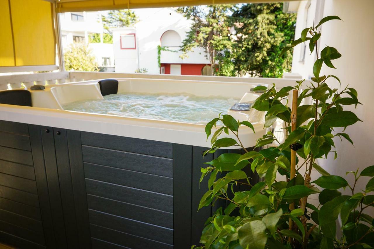 Appartement Paula With Private Jacuzzi And Parking- Near The