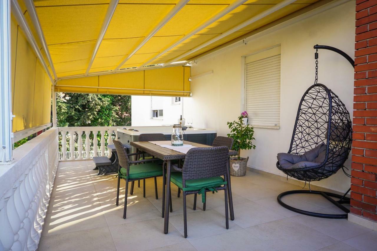 Appartement Paula With Private Jacuzzi And Parking- Near The