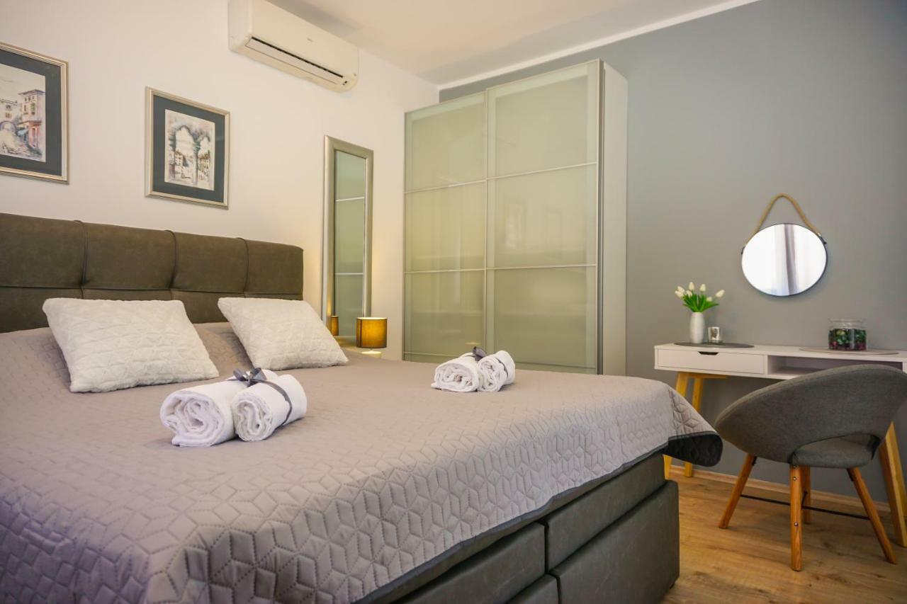 Appartement Paula With Private Jacuzzi And Parking- Near The Zadar