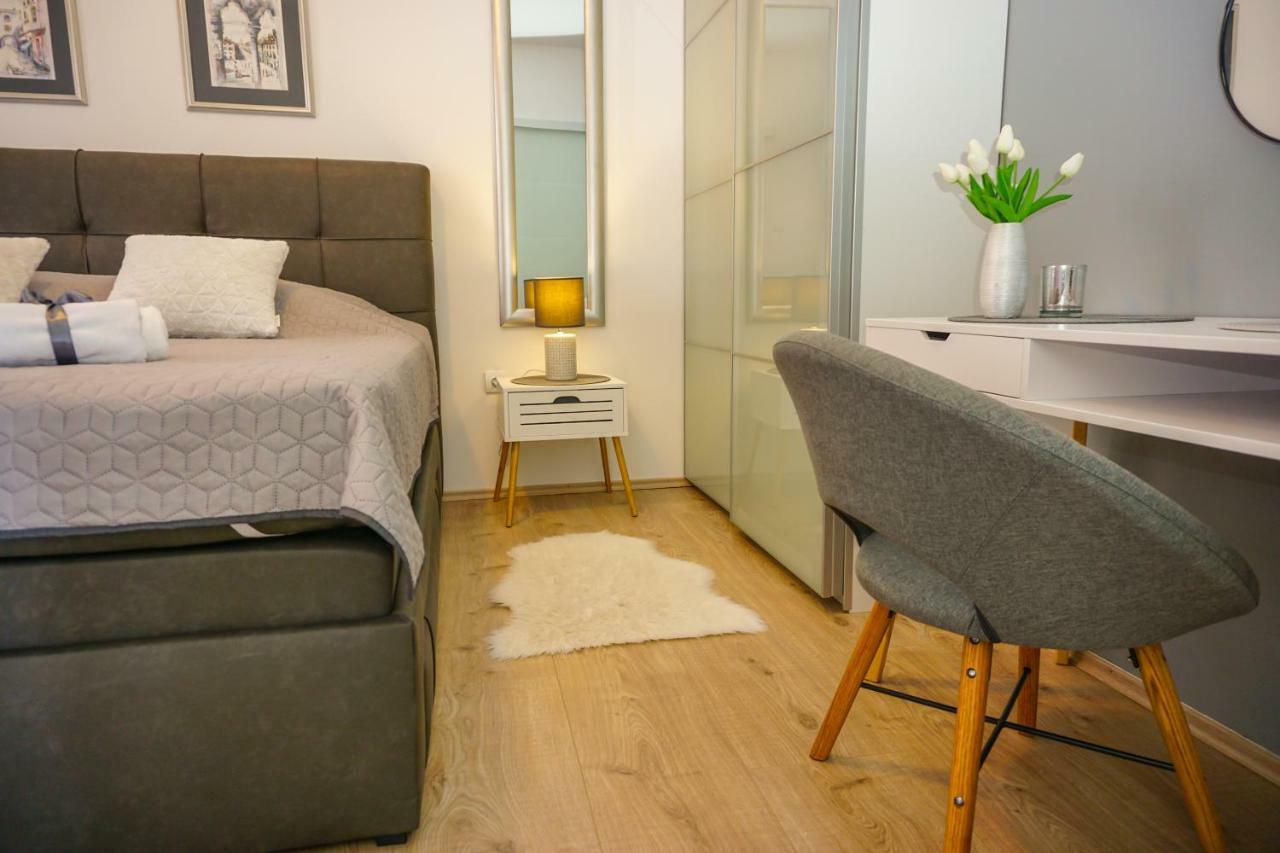 Appartement Paula With Private Jacuzzi And Parking- Near The Zadar