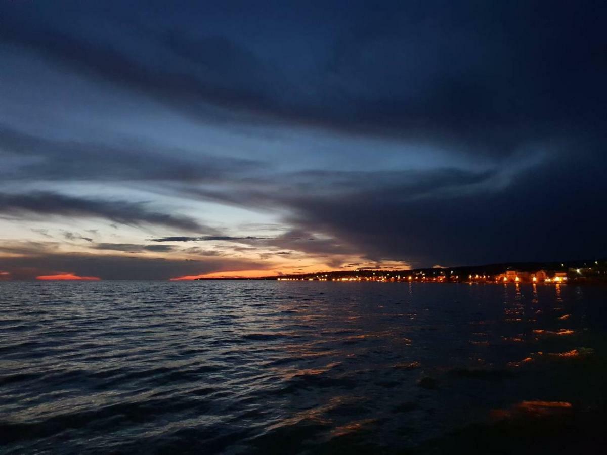 Appartement Paula With Private Jacuzzi And Parking- Near The Zadar